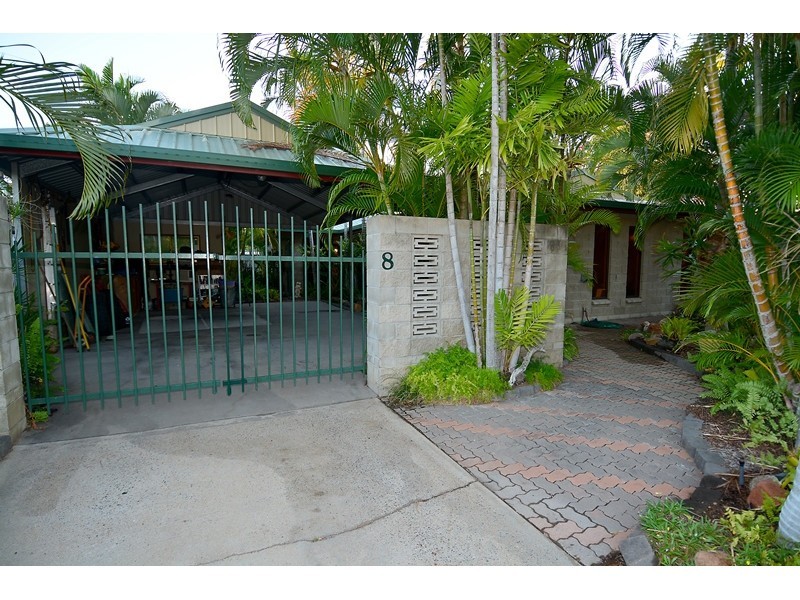 8 Constance Drive, Kelso QLD 4815