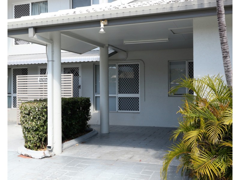 2/7 Alroy Street, Pimlico QLD 4812