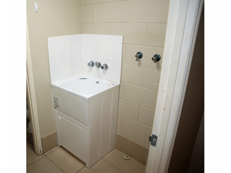 2/7 Alroy Street, Pimlico QLD 4812