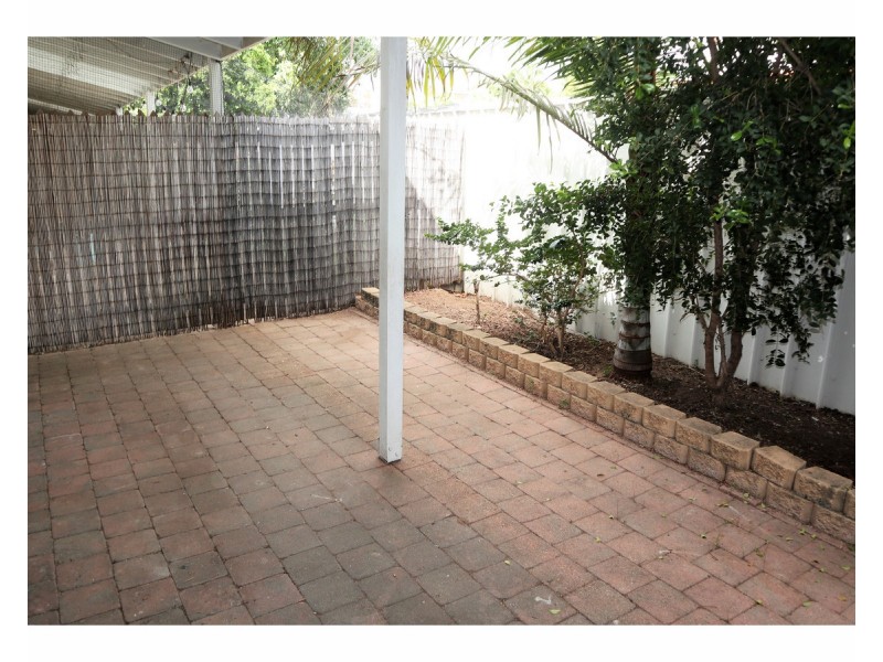 2/7 Alroy Street, Pimlico QLD 4812