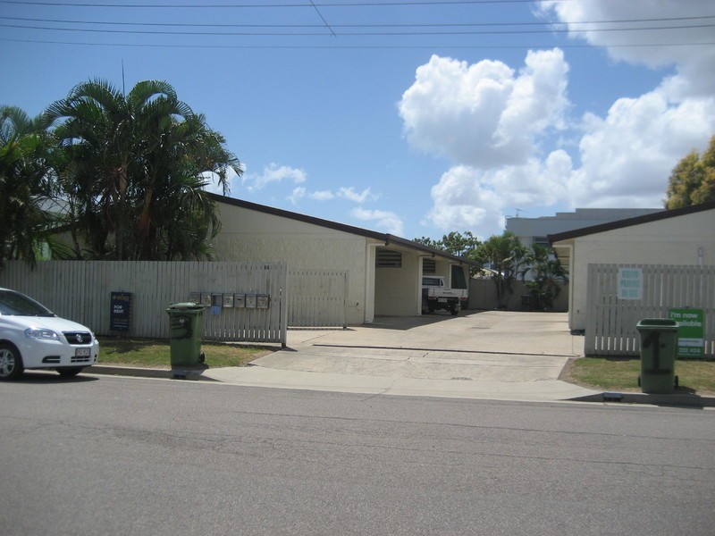 1/14 Regent Street, Hyde Park QLD 4812