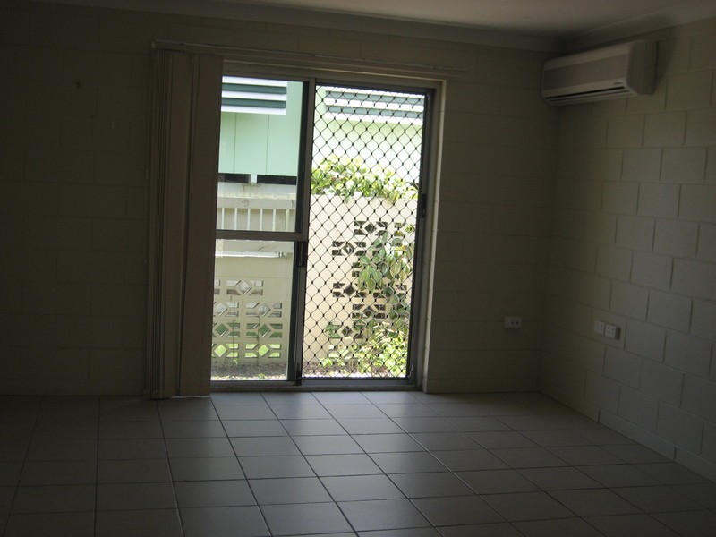 1/14 Regent Street, Hyde Park QLD 4812