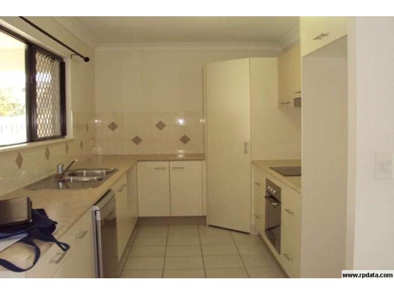 21 Firetail Pocket, Kelso QLD 4815