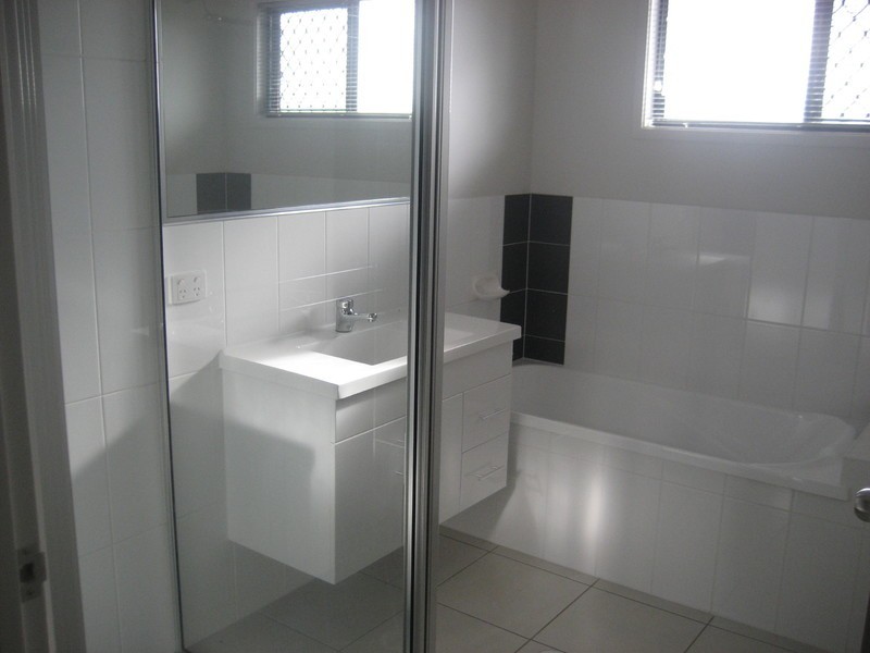 26 Stephanie Street, Rasmussen QLD 4815