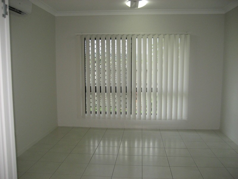 26 Stephanie Street, Rasmussen QLD 4815