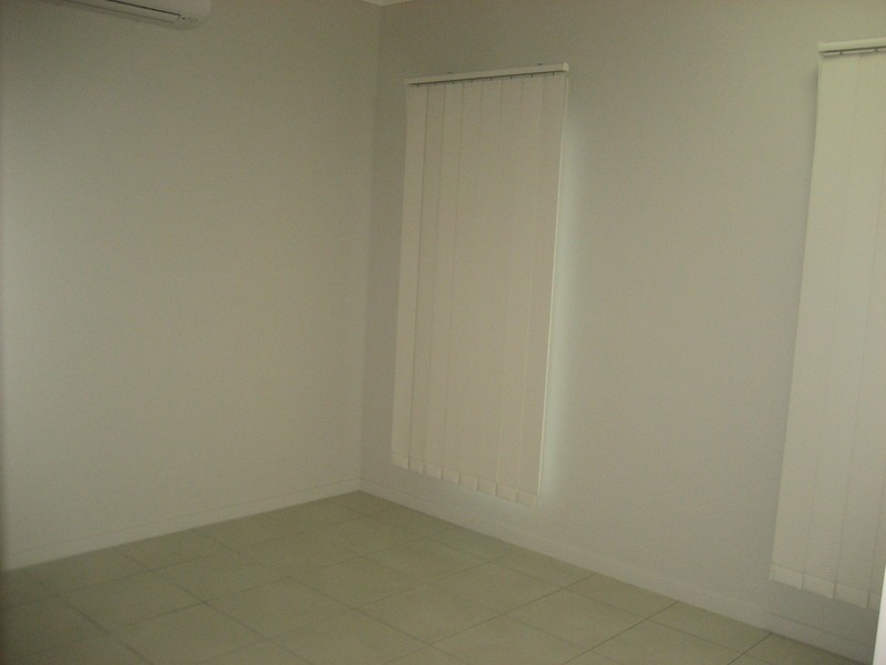 26 Stephanie Street, Rasmussen QLD 4815