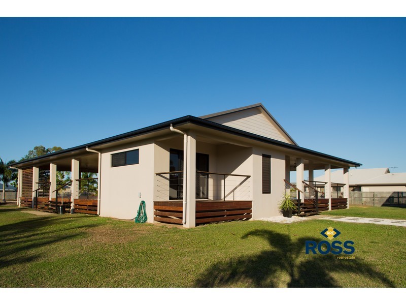 12 Stenhouse Court, Mount Low QLD 4818