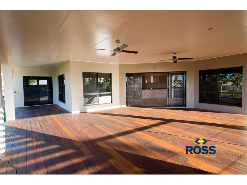 12 Stenhouse Court, Mount Low QLD 4818