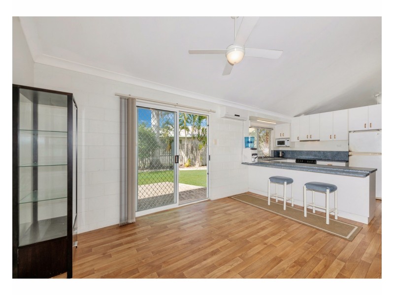 11 Sentosa Court, Kelso QLD 4815