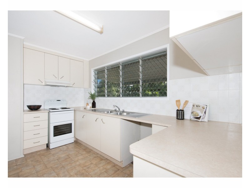 8 Goldsworthy, Heatley QLD 4814