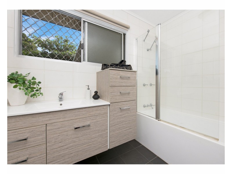 8 Goldsworthy, Heatley QLD 4814