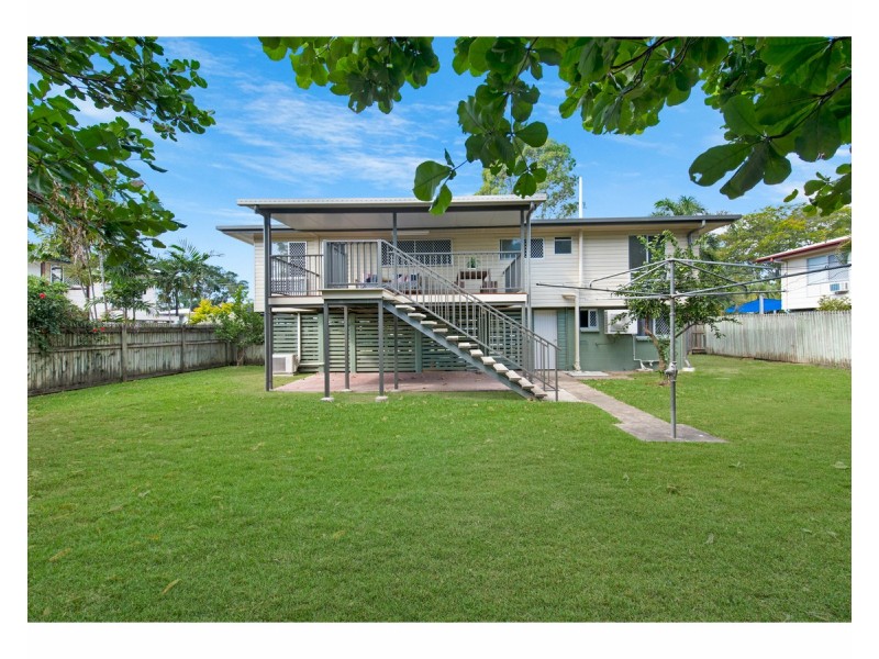 8 Goldsworthy, Heatley QLD 4814