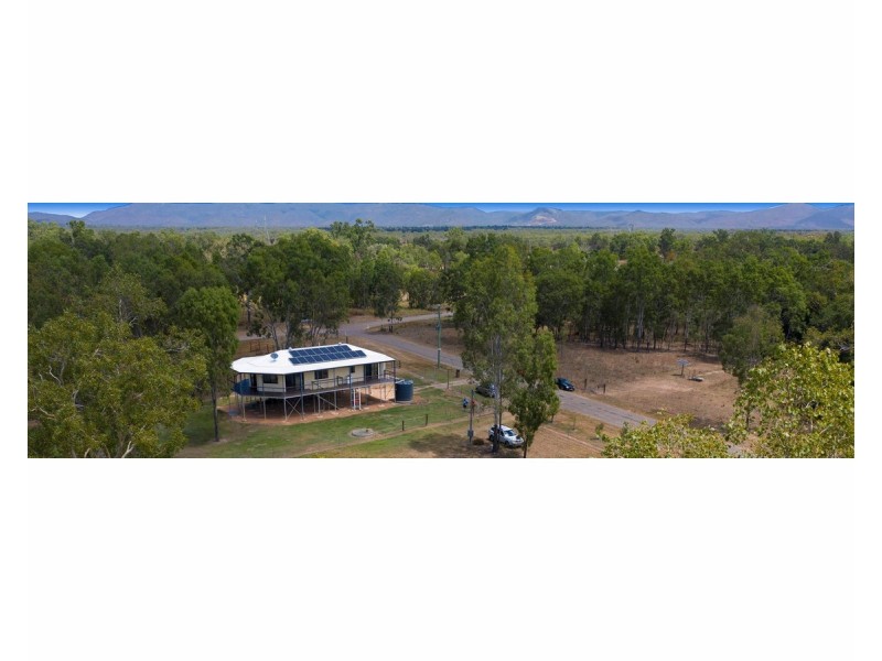 8 Maconachies Road, Majors Creek QLD 4816