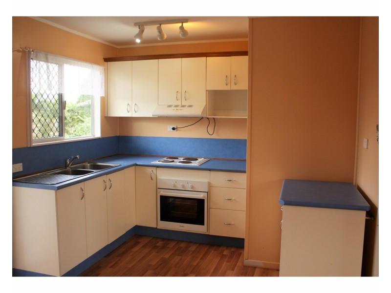 5 Merryl Street, Rasmussen QLD 4815