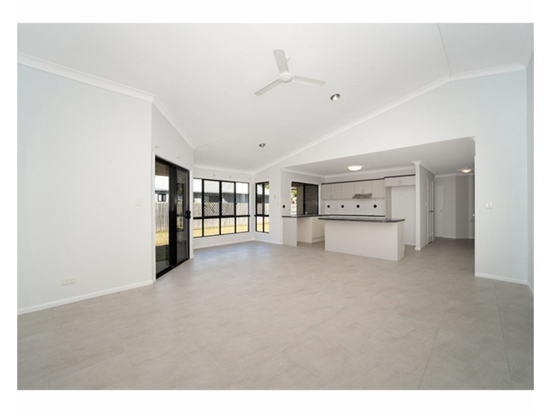 25 Lakewood Drive, Idalia QLD 4811