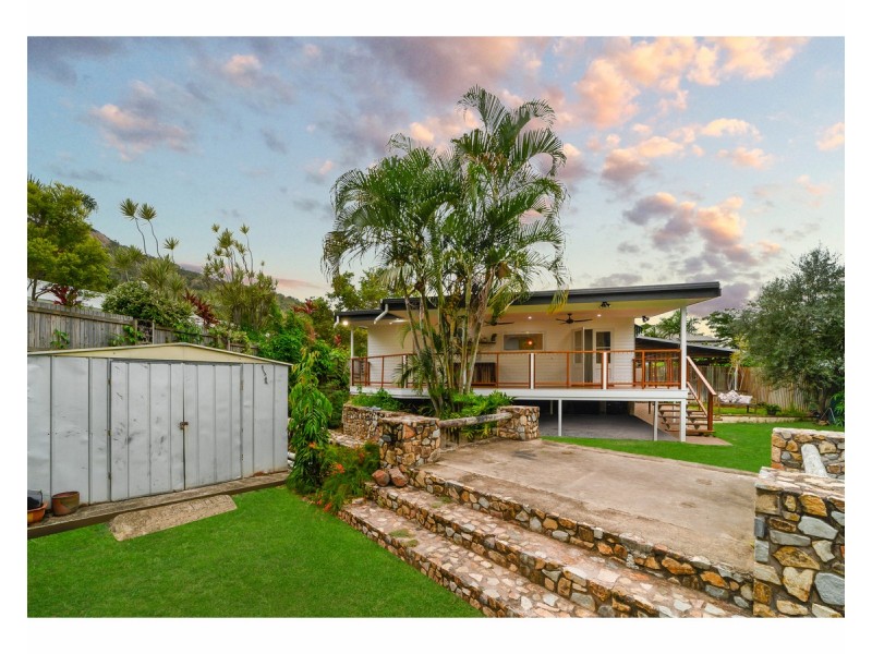 14 Margaret Street, West End QLD 4810