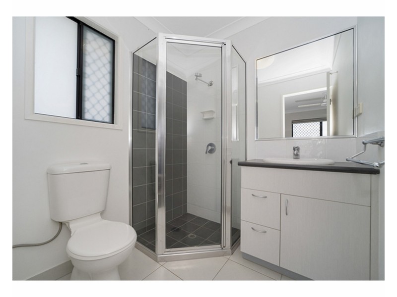 10 Lansing Street, Mount Louisa QLD 4814