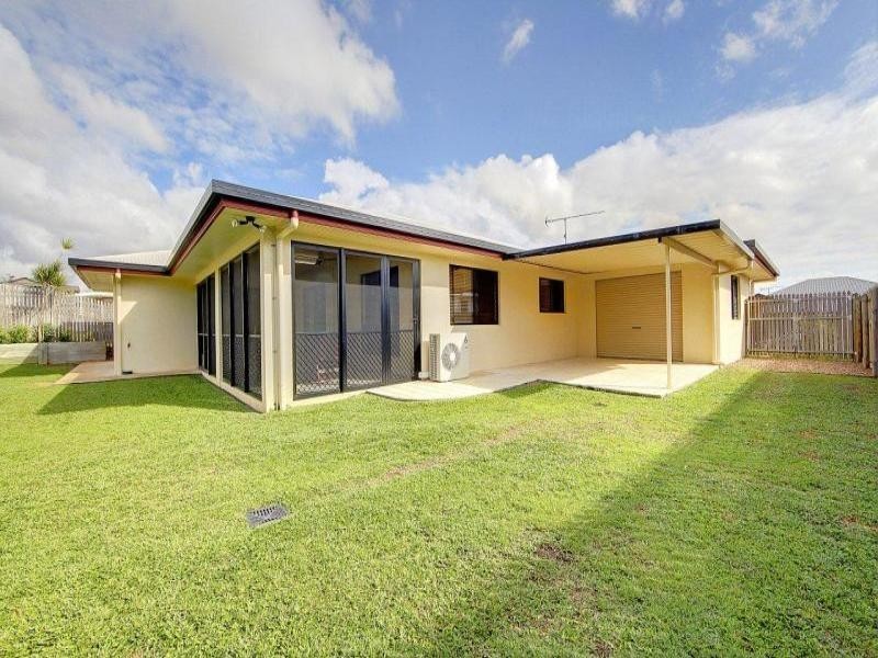 8 Fuji Court, Mount Louisa QLD 4814