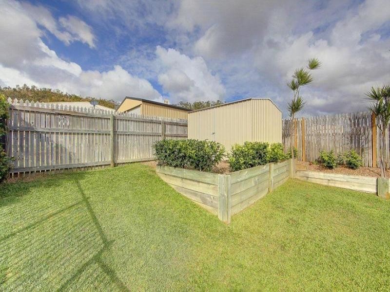 8 Fuji Court, Mount Louisa QLD 4814