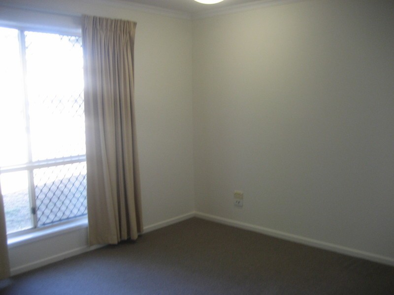 26 Tottenham Street, Kirwan QLD 4817