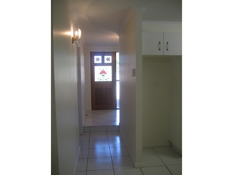 26 Tottenham Street, Kirwan QLD 4817