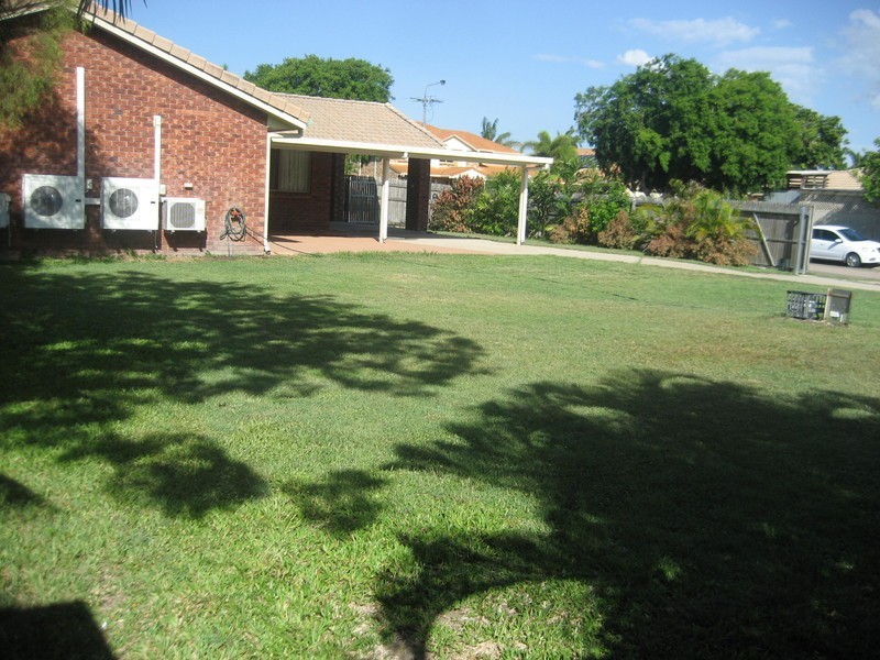 26 Tottenham Street, Kirwan QLD 4817