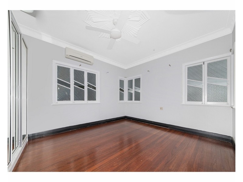 10 Tyrrell Street, Gulliver QLD 4812