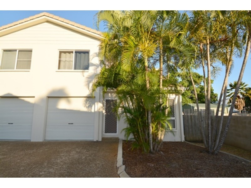 3/32 Kitchener Road, Pimlico QLD 4812