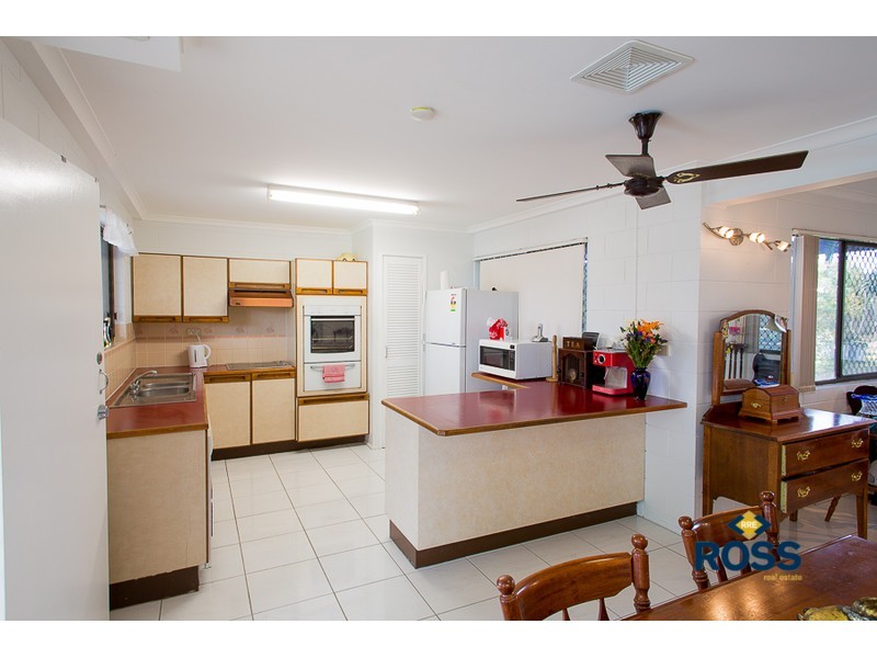 3 Arnhem Court, Kirwan QLD 4817