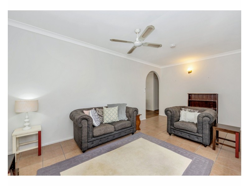 204 Upper Miles Avenue, Kelso QLD 4815