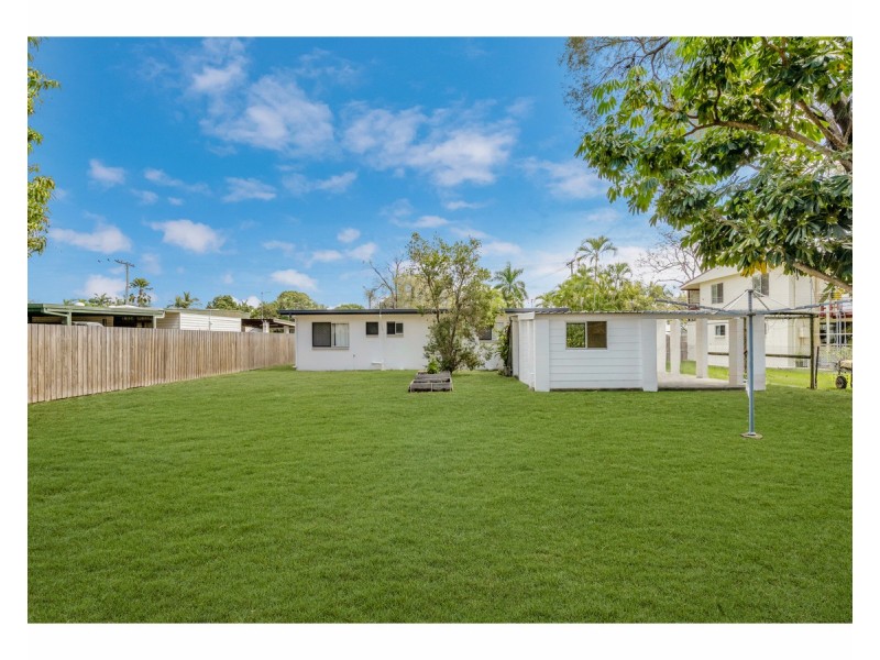 204 Upper Miles Avenue, Kelso QLD 4815