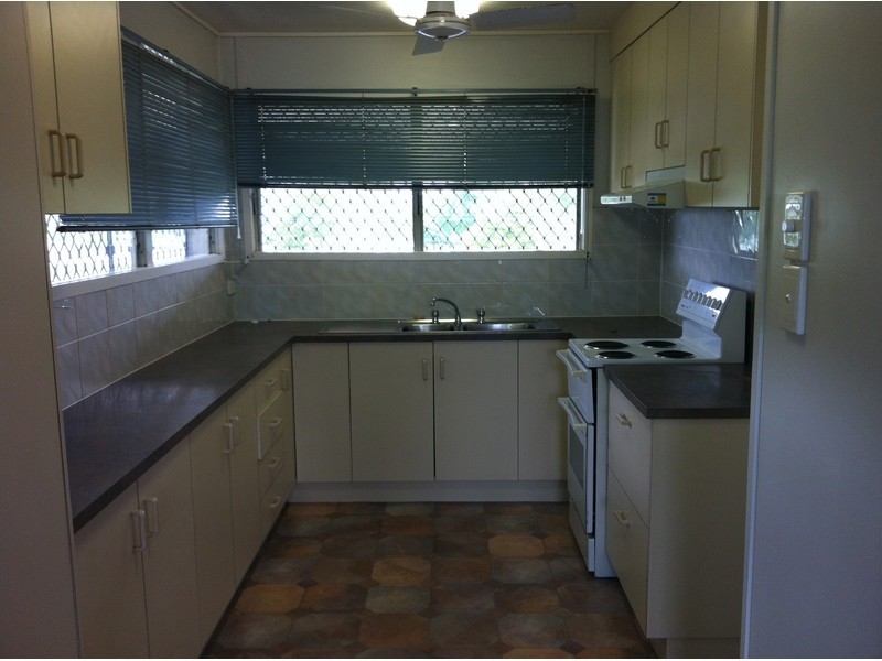 2 Warren Court, Aitkenvale QLD 4814