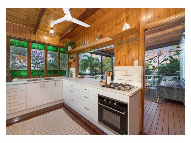 17 Urquhart Street, Currajong QLD 4812