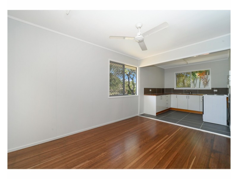 12 Kittyhawk Crescent, Kirwan QLD 4817