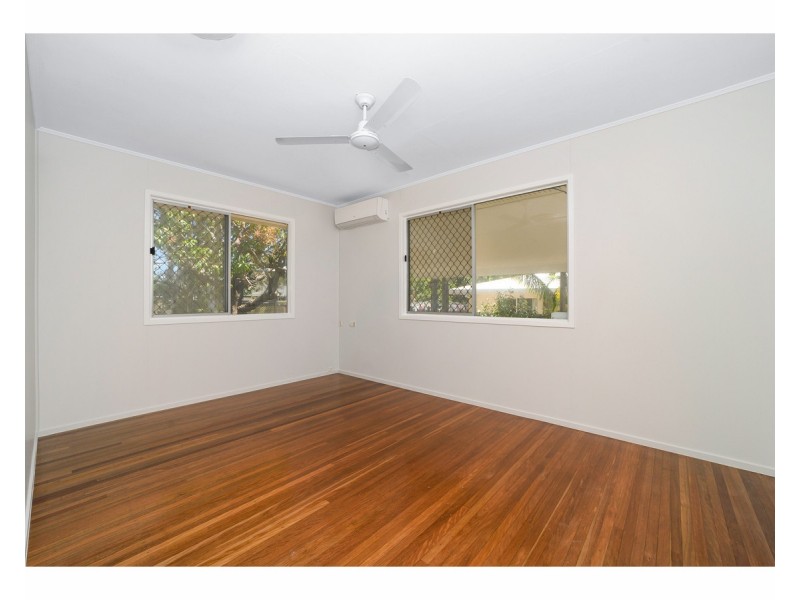 12 Kittyhawk Crescent, Kirwan QLD 4817