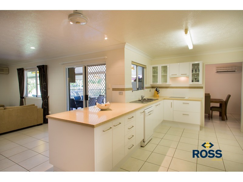 36 Flagstone Avenue, Rangewood QLD 4817