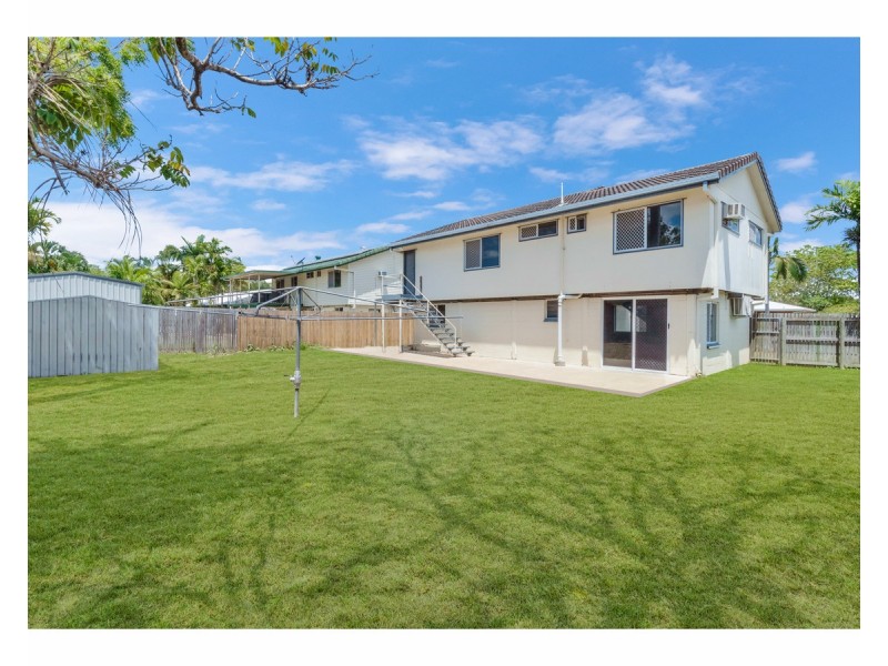 8 Roma Court, Kelso QLD 4815