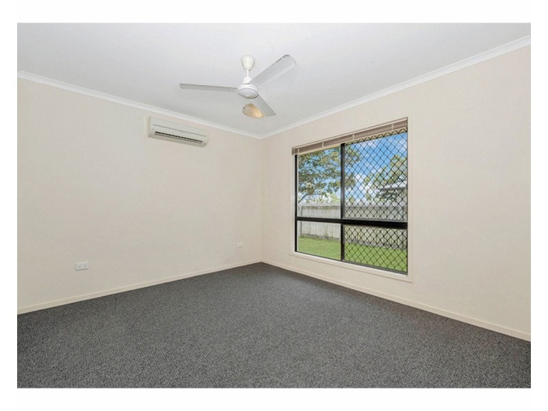 15 Puffer Court, Mount Louisa QLD 4814