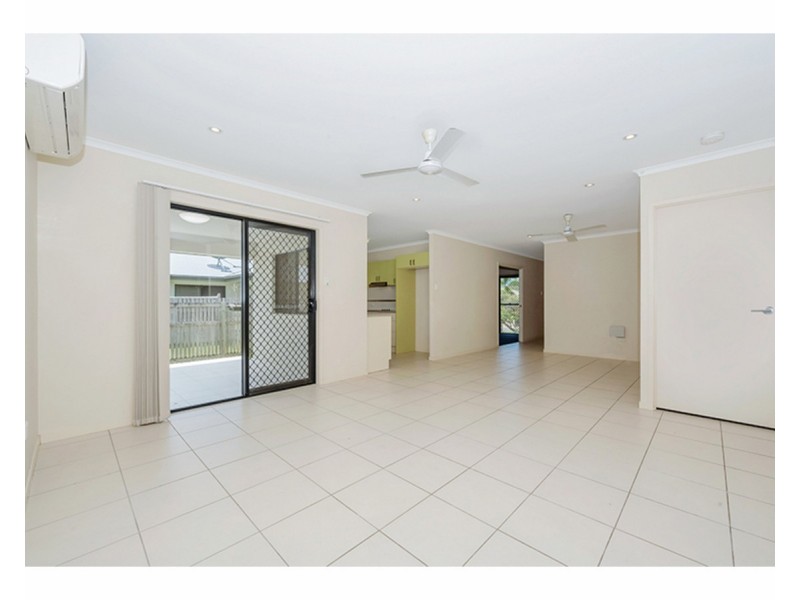 15 Puffer Court, Mount Louisa QLD 4814