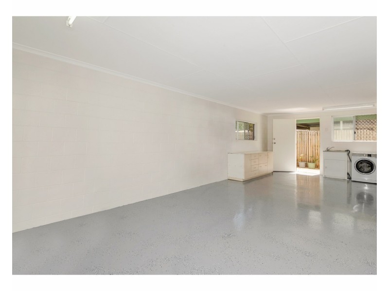 8 Sharon Crescent, Kelso QLD 4815