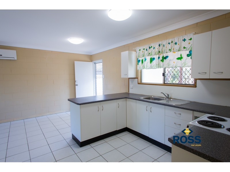 32 Catherine Crescent, Kelso QLD 4815