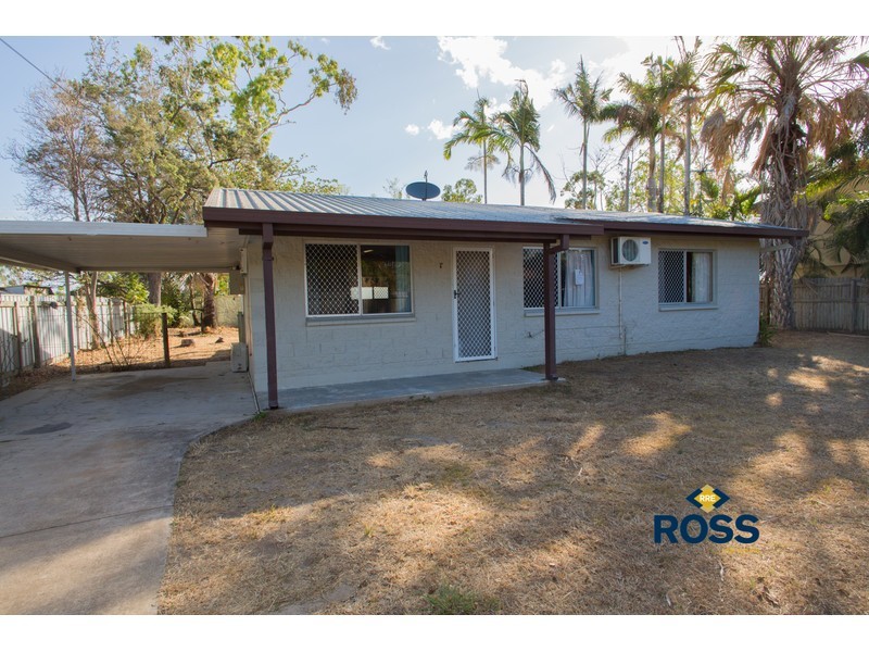 32 Catherine Crescent, Kelso QLD 4815