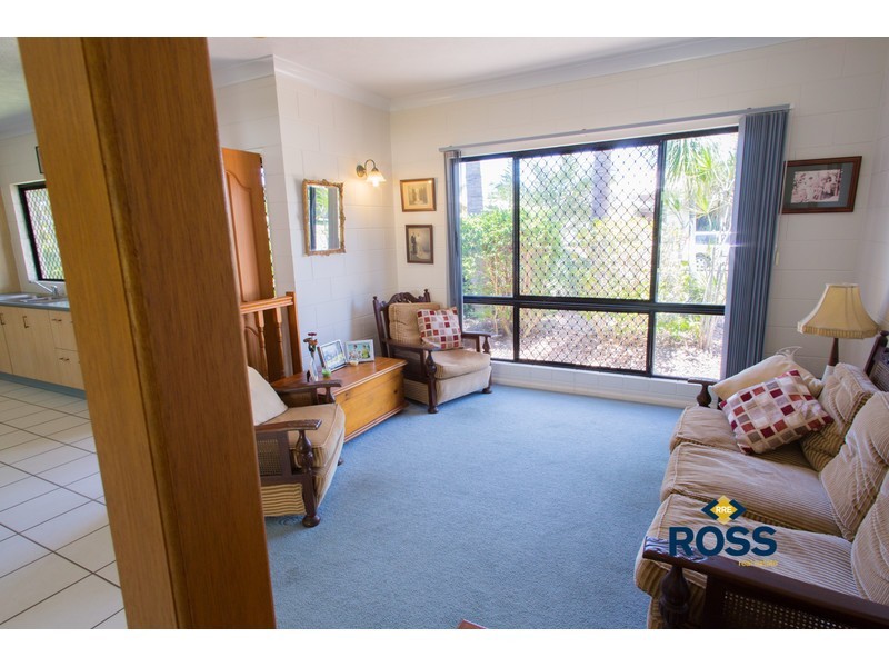 3 Pacific Avenue, Bushland Beach QLD 4818