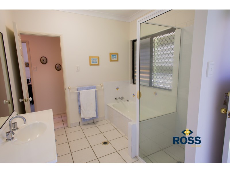 3 Pacific Avenue, Bushland Beach QLD 4818