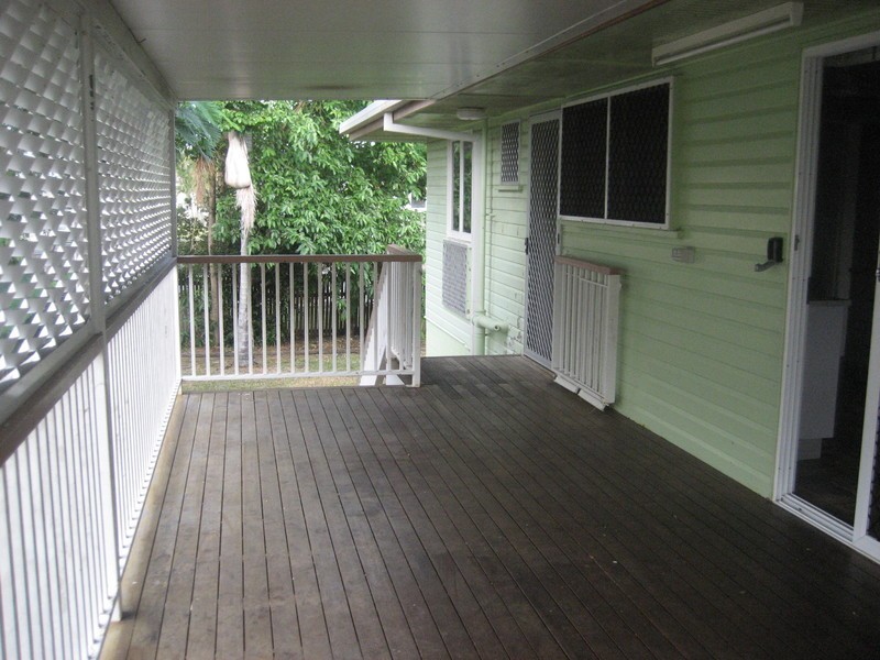 6 Chambers Street, Aitkenvale QLD 4814