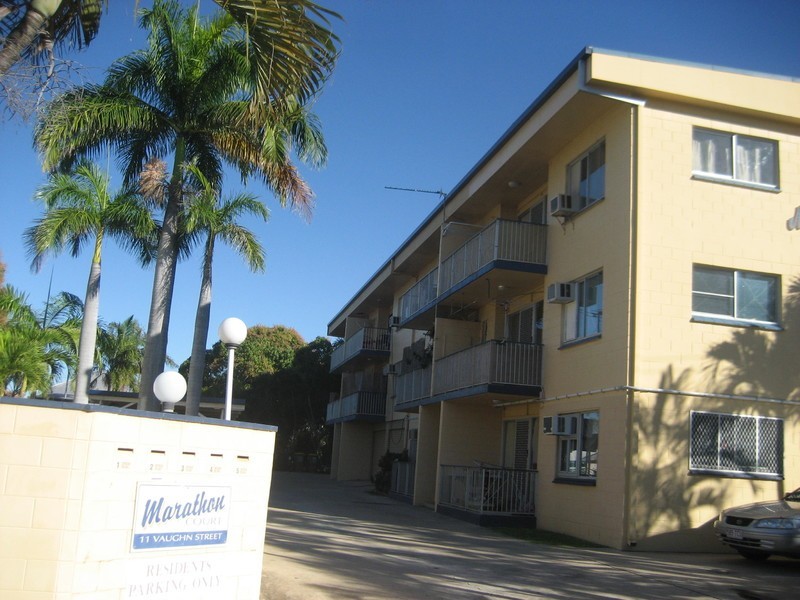 8/11 Vaughn Street, West End QLD 4810