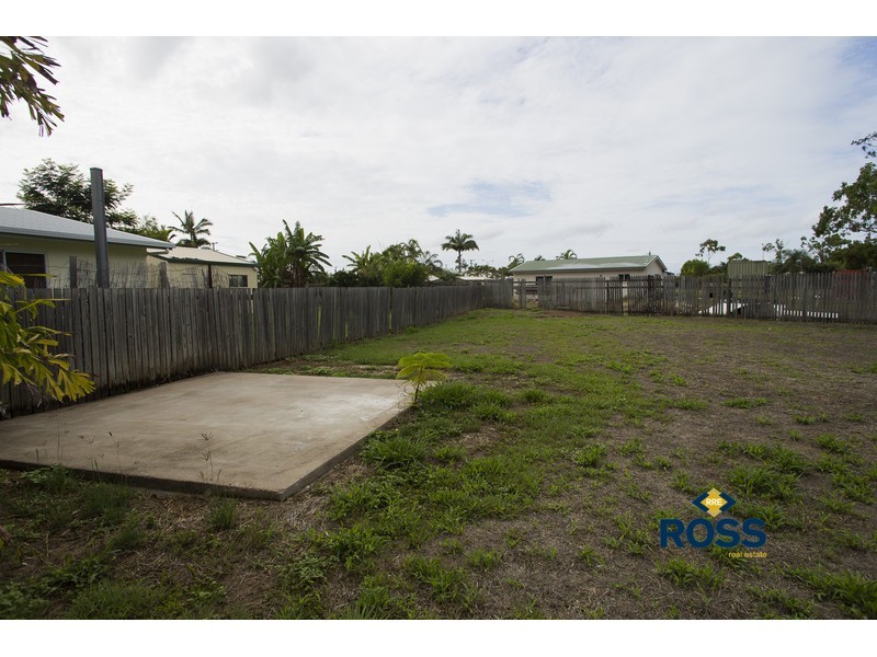 11 Gardiner Court, Kelso QLD 4815