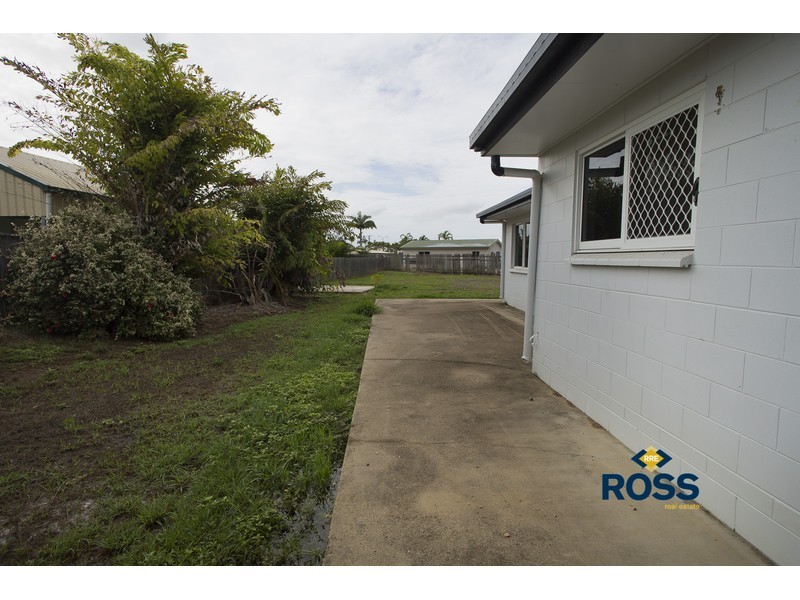 11 Gardiner Court, Kelso QLD 4815