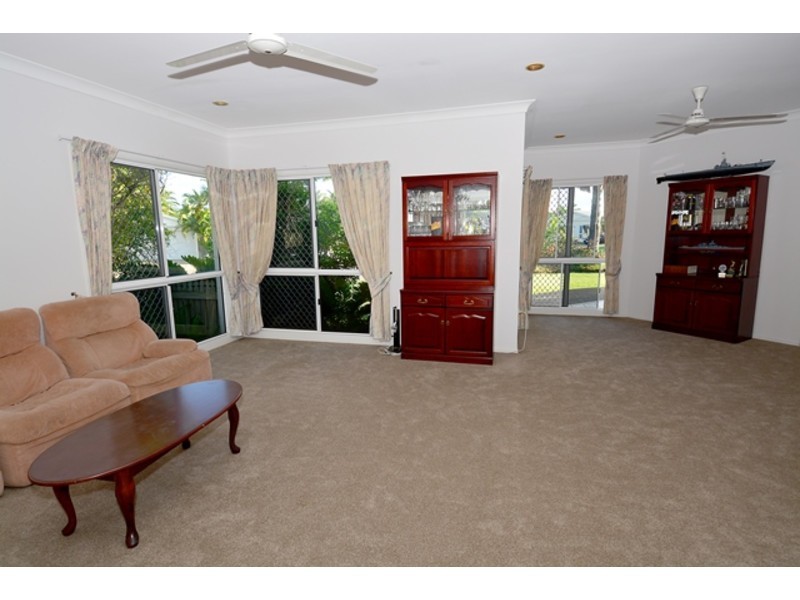 1 Tara Court, Thuringowa Central QLD 4817