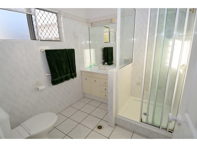 1 Tara Court, Thuringowa Central QLD 4817